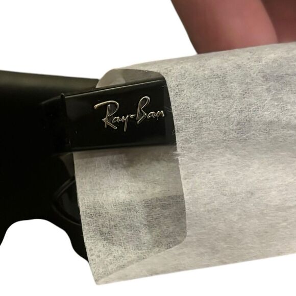 Ray-Ban NIB New Wayfarer Black Polarized Luxury Sunglasses ORB2132 Made in Italy - Picture 7 of 10